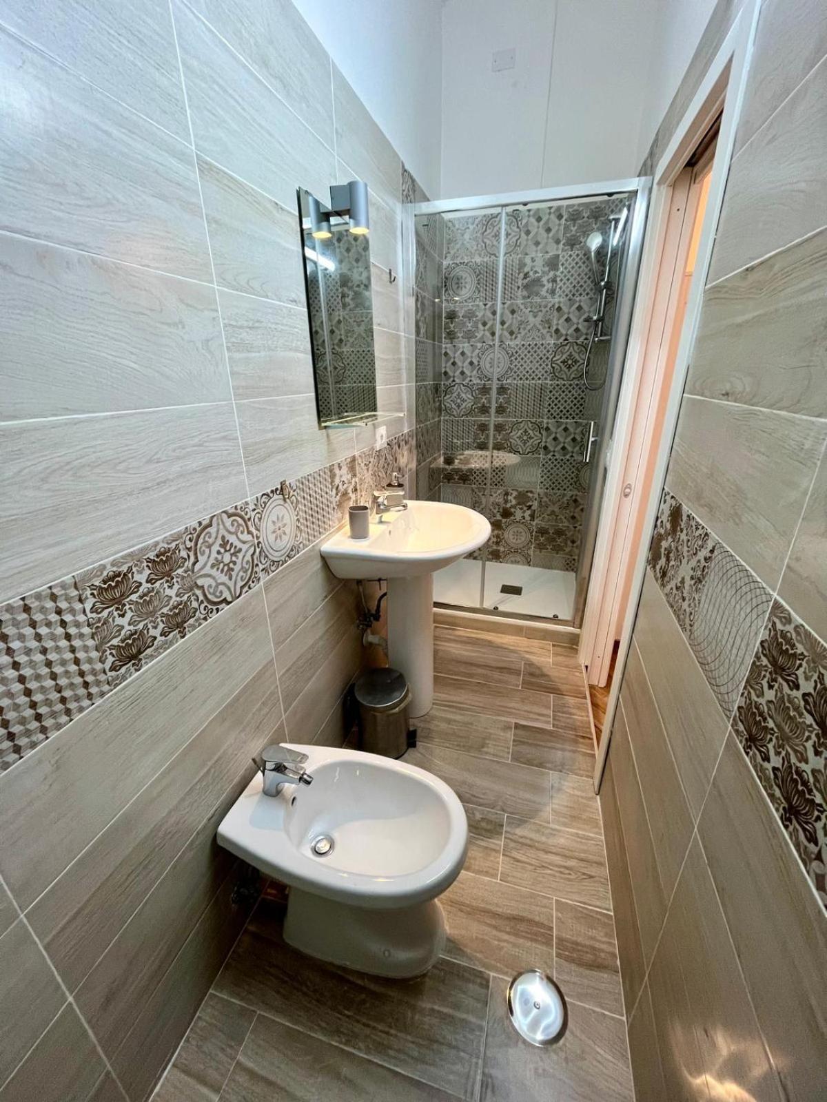 Guesthouse Marcanto - Duomo Naples Exterior photo