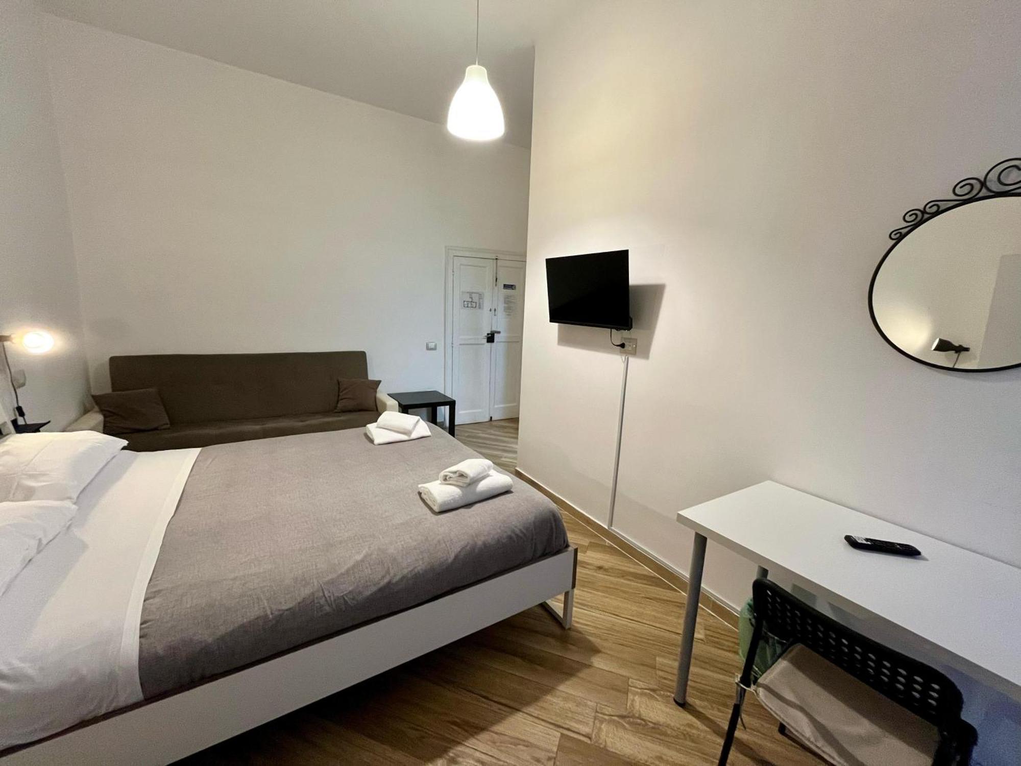 Guesthouse Marcanto - Duomo Naples Exterior photo