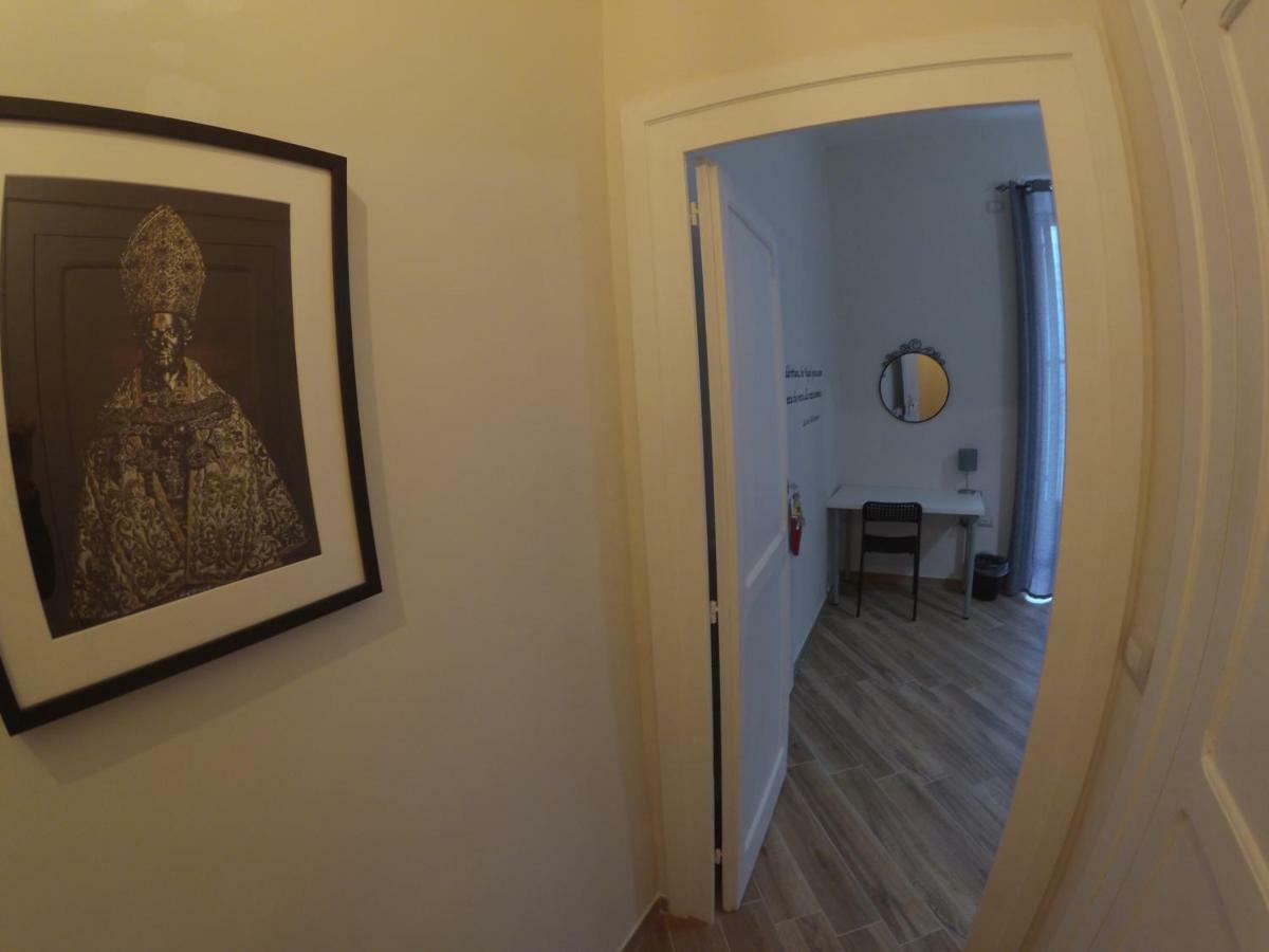 Guesthouse Marcanto - Duomo Naples Exterior photo